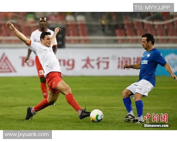 当今足球明星中谁的技术水平最为出众引发球迷热议